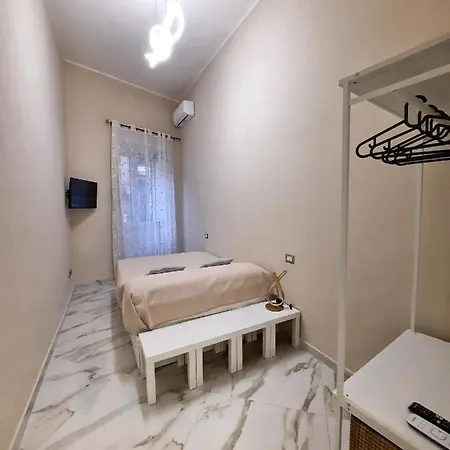 Re Ferdinando * Neapol